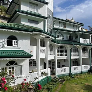 Notre Dame D'arcadia Hotel