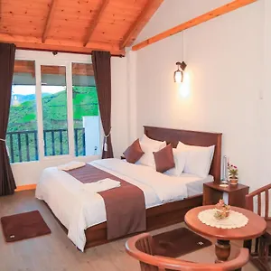 The Mount View Single Tree Hotel